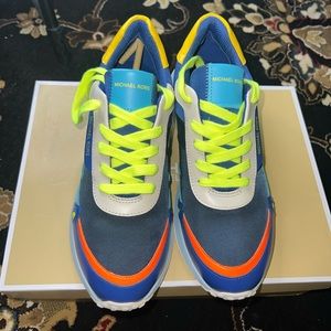 Michael Kors Monroe Trainer